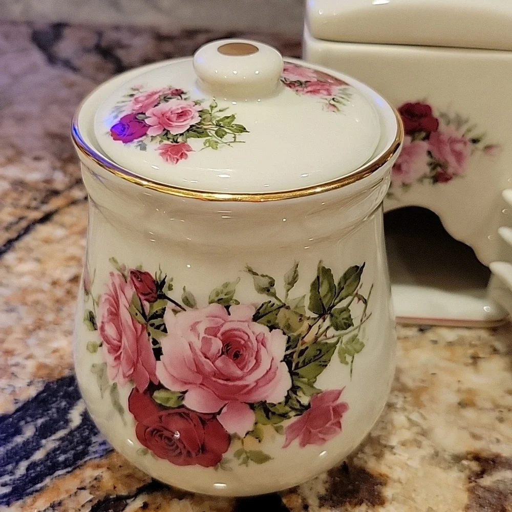 🌹 Formalities by Baum Bros. – Victorian Rose Tea Set 🌹